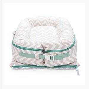 Deluxe + Dock A Tot- Silver Lining Chevron